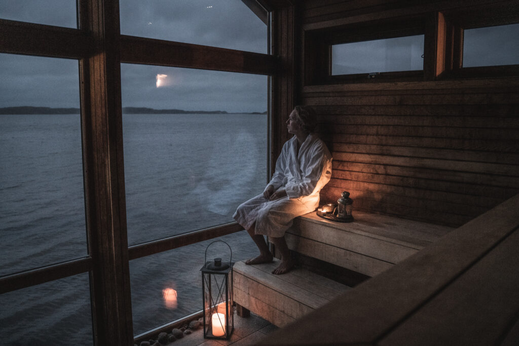 Enjoy a eveneing sauna with the this view at strandflickorna hotel