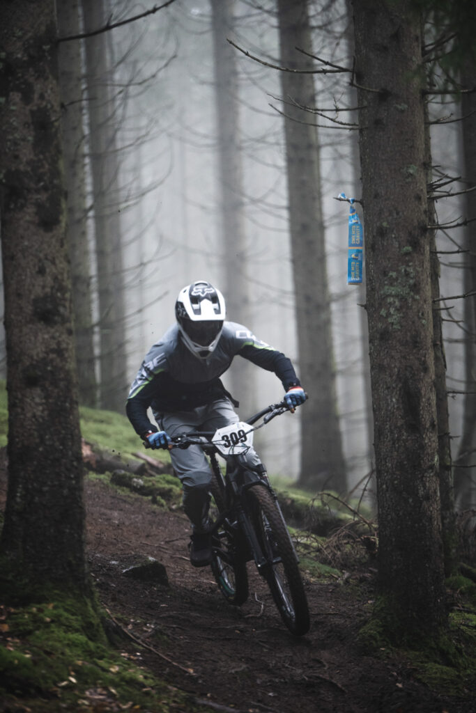 Enduro cycling sports photogrpaher